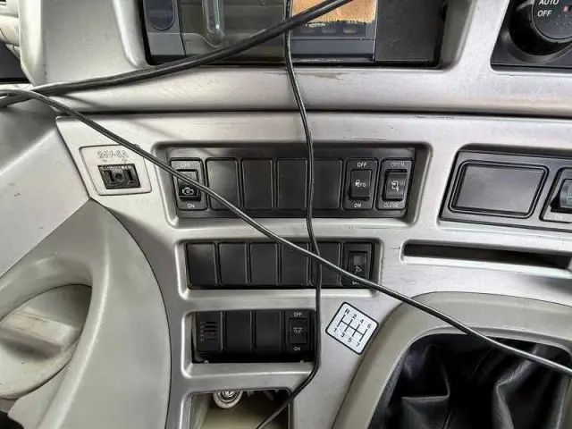 UD クオン ADG-CW4YL(6x4)の写真45