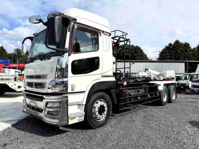 三菱 スーパーグレート QPG-FV60VY(6x4)の写真1