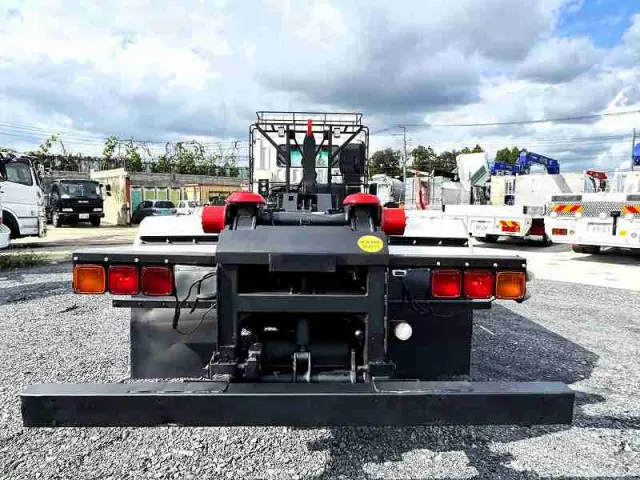 三菱 スーパーグレート QPG-FV60VY(6x4)の写真4