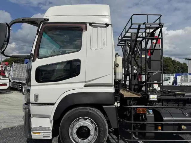 三菱 スーパーグレート QPG-FV60VY(6x4)の写真9