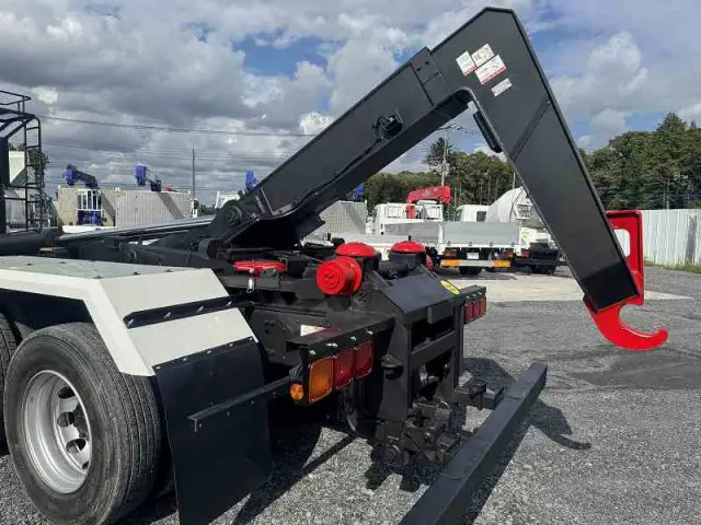 三菱 スーパーグレート QPG-FV60VY(6x4)の写真14