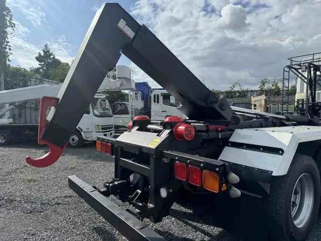 三菱 スーパーグレート QPG-FV60VY(6x4)の写真15