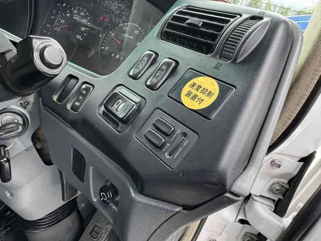 三菱 スーパーグレート QPG-FV60VY(6x4)の写真41