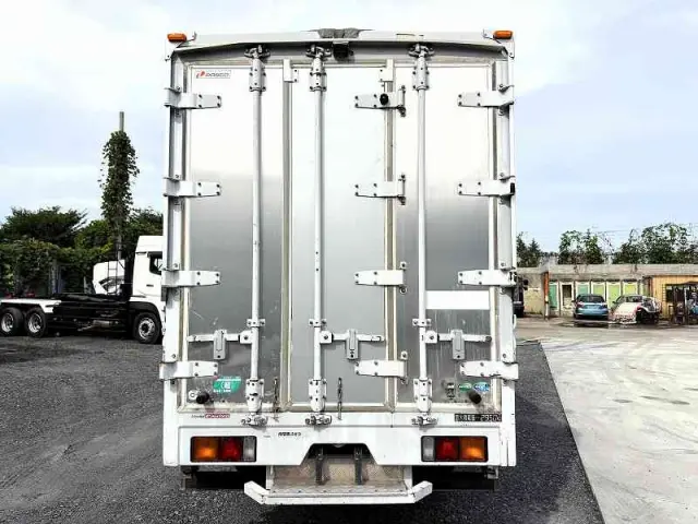 三菱 キャンター SKG-FEA50(2WD)の写真4