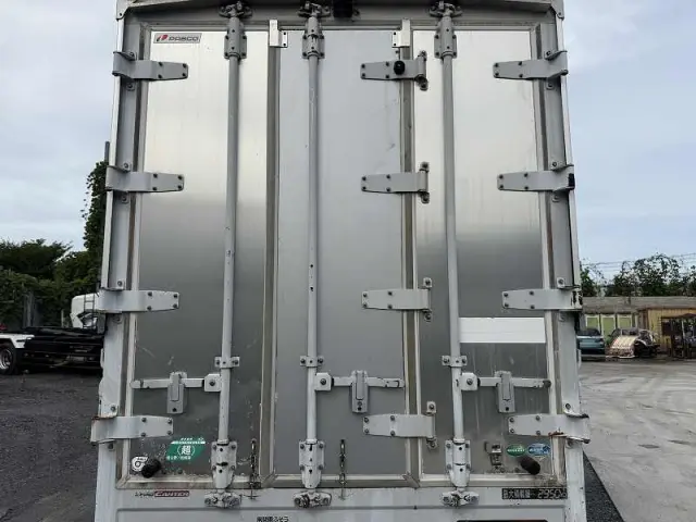 三菱 キャンター SKG-FEA50(2WD)の写真12