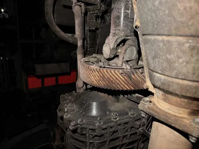 いすゞ ギガ PDG-CYL77V8(6x2)の写真32