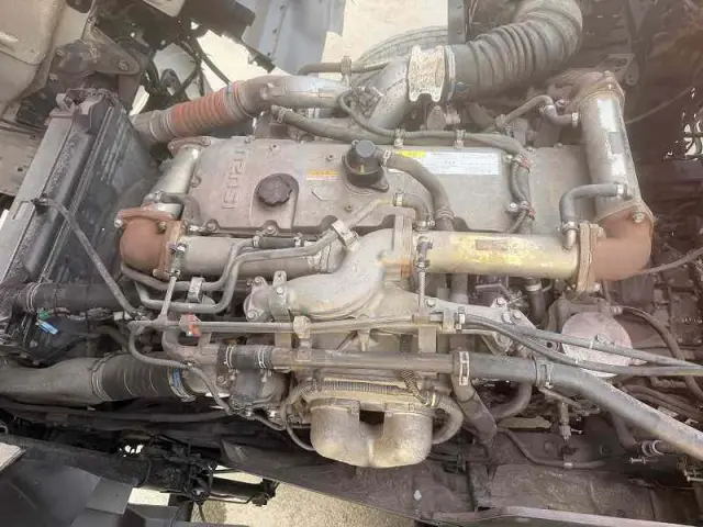いすゞ ギガ PDG-CYL77V8(6x2)の写真33