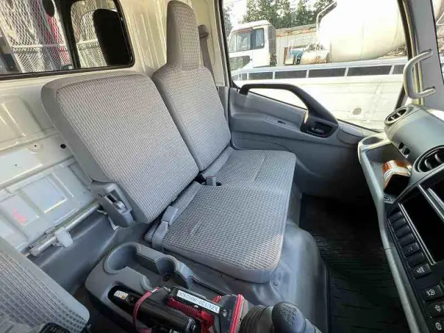 日野 デュトロ TKG-XZU720M(2WD)の写真49