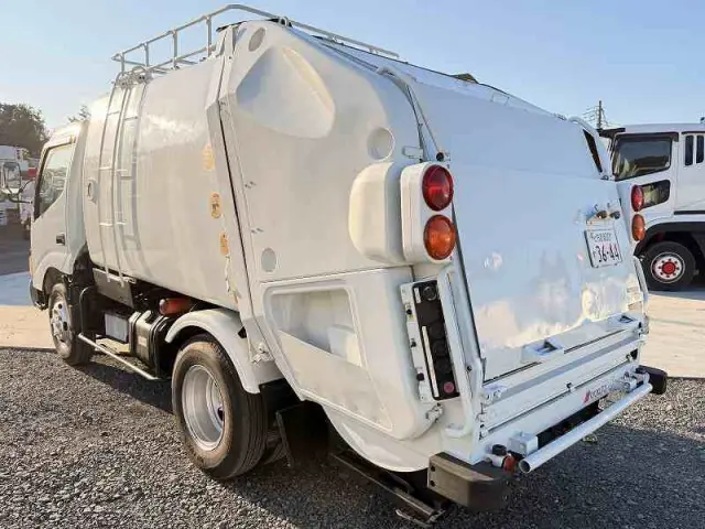 トヨタ ダイナ PD-XZU304A(2WD)の写真11