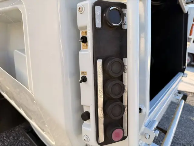 トヨタ ダイナ PD-XZU304A(2WD)の写真38