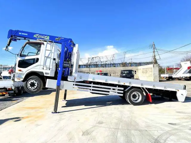 三菱 ファイター QKG-FK62FZ(2WD)の写真2