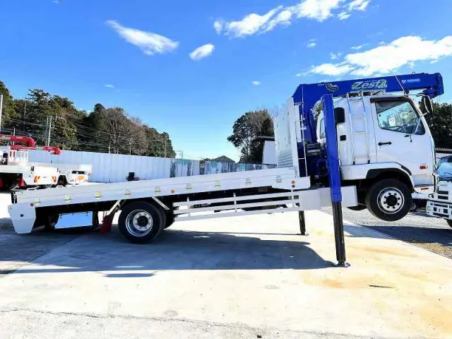 三菱 ファイター QKG-FK62FZ(2WD)の写真6