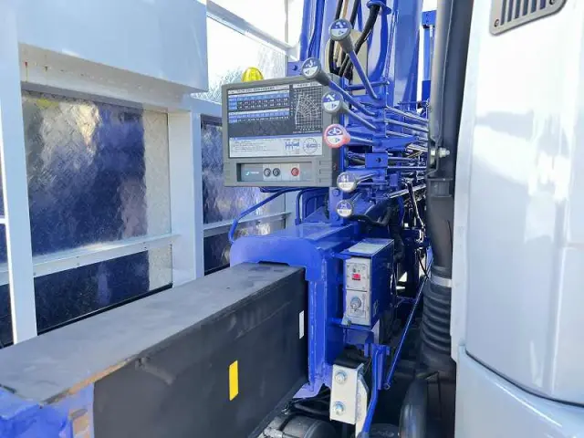 三菱 ファイター QKG-FK62FZ(2WD)の写真16