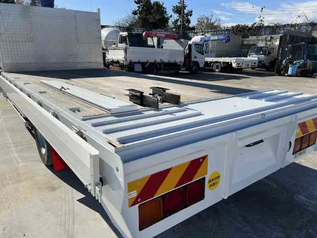 三菱 ファイター QKG-FK62FZ(2WD)の写真27