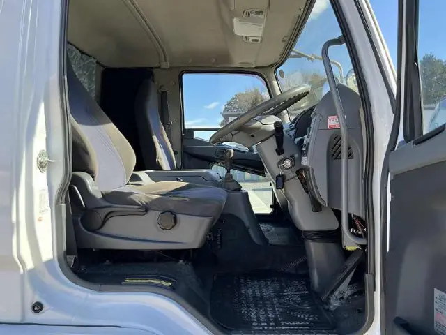 三菱 ファイター QKG-FK62FZ(2WD)の写真44