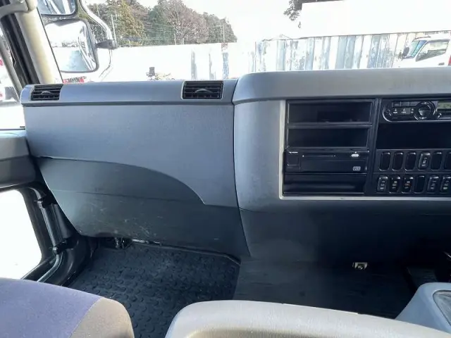 三菱 ファイター QKG-FK62FZ(2WD)の写真48