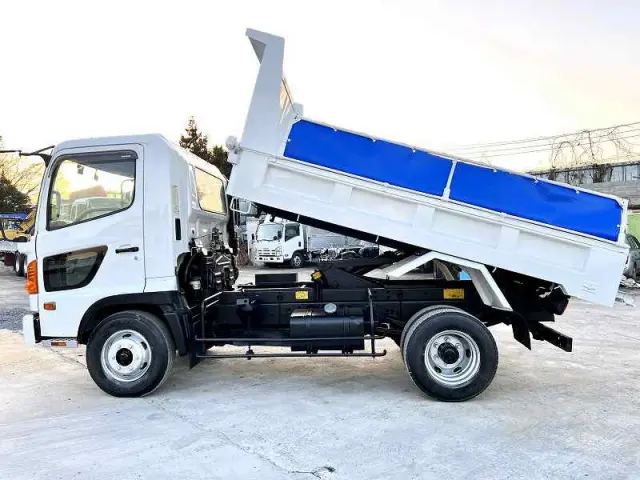 日野 レンジャー BDG-FC7JCWA(2WD)の写真2