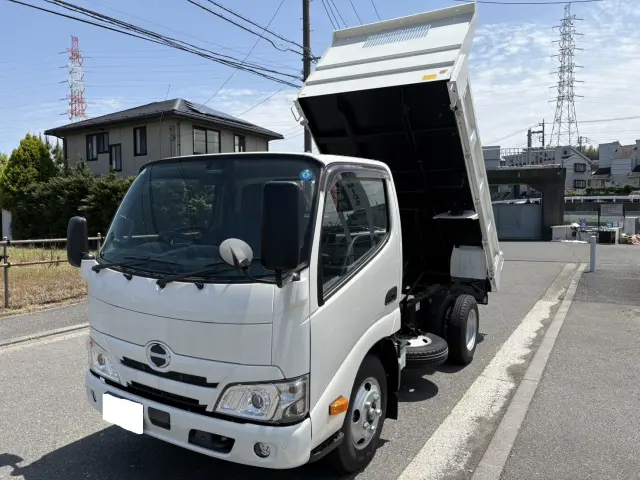 日野 デュトロ 2RG-XZU600T(2WD)の写真1