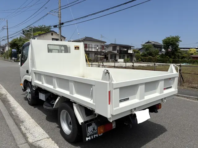 日野 デュトロ 2RG-XZU600T(2WD)の写真5