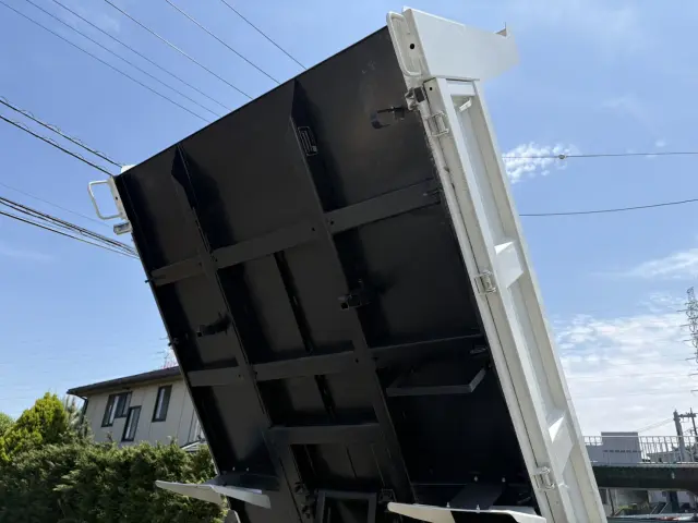 日野 デュトロ 2RG-XZU600T(2WD)の写真8