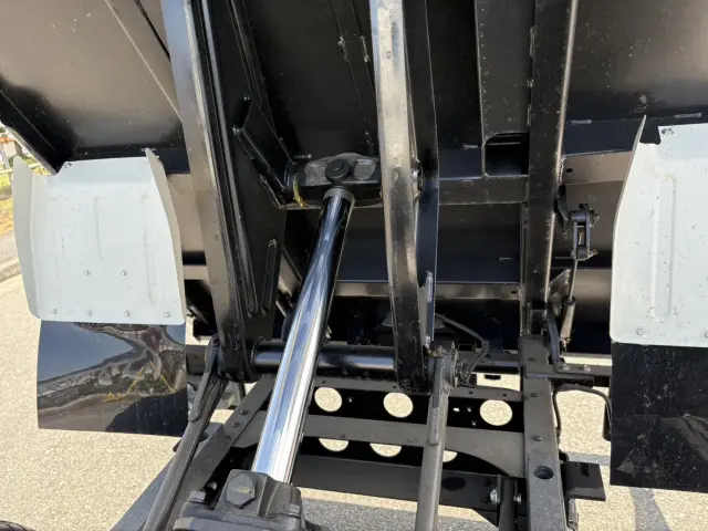 日野 デュトロ 2RG-XZU600T(2WD)の写真10