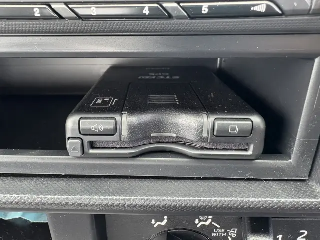 日野 デュトロ 2RG-XZU600T(2WD)の写真24