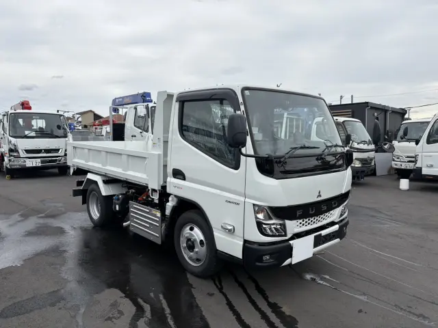 三菱 キャンター 2RG-FBA60(2WD)の写真2