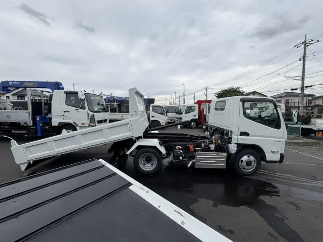 三菱 キャンター 2RG-FBA60(2WD)の写真7