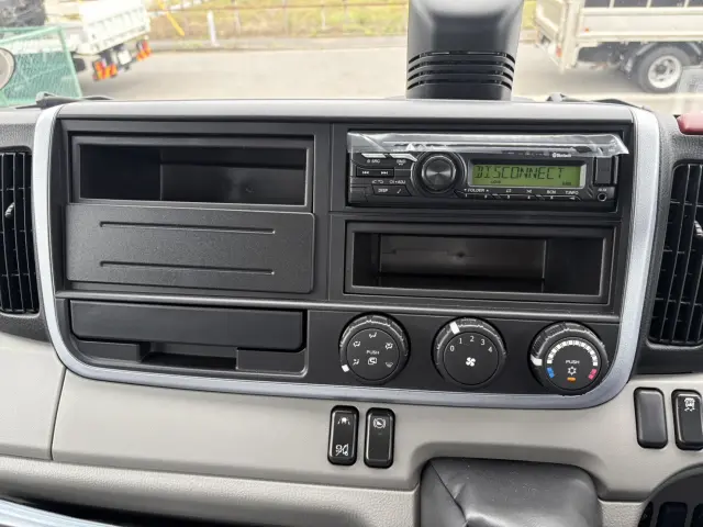 三菱 キャンター 2RG-FBA60(2WD)の写真22