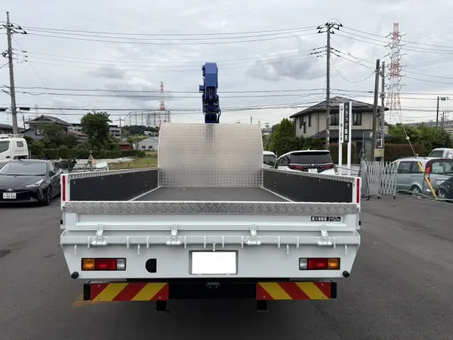 三菱 キャンター 2PG-FEB90(2WD)の写真8