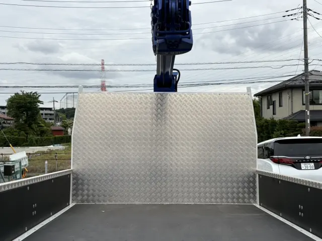 三菱 キャンター 2PG-FEB90(2WD)の写真13