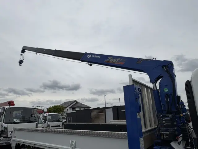 三菱 キャンター 2PG-FEB90(2WD)の写真15