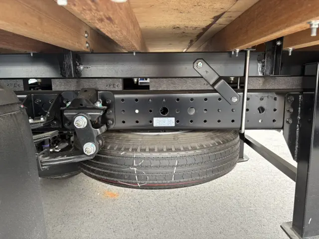 三菱 キャンター 2PG-FEB90(2WD)の写真24