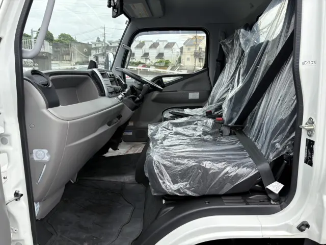 三菱 キャンター 2PG-FEB90(2WD)の写真35