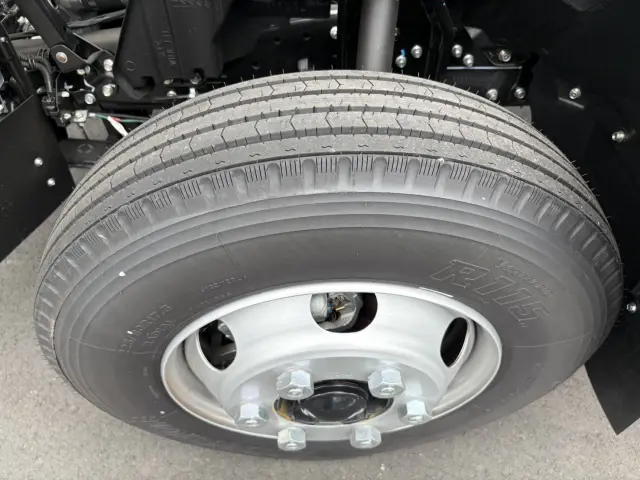 三菱 キャンター 2PG-FEB90(2WD)の写真40