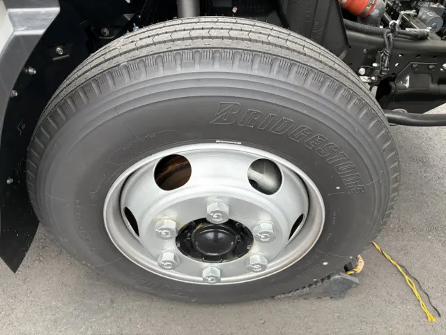 三菱 キャンター 2PG-FEB90(2WD)の写真43