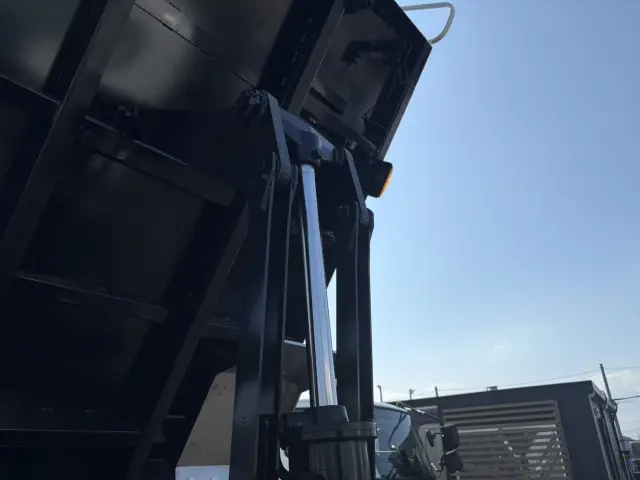 三菱 ファイター 2KG-FK62FZ(2WD)の写真15