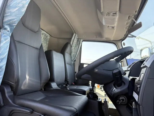 三菱 ファイター 2KG-FK62FZ(2WD)の写真23