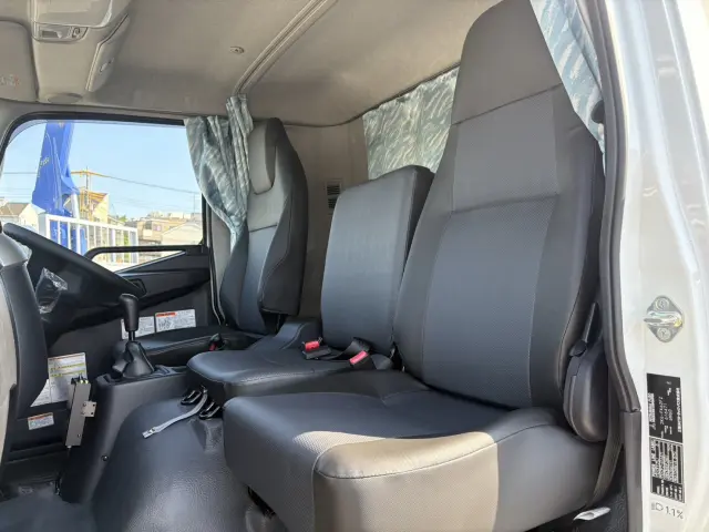 三菱 ファイター 2KG-FK62FZ(2WD)の写真28