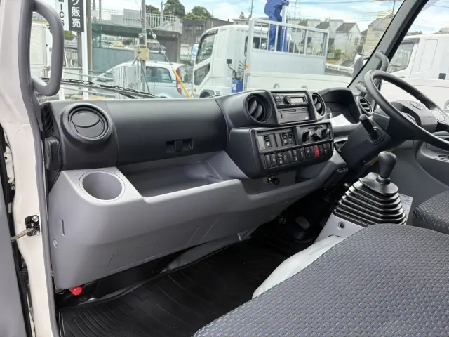 日野 デュトロ 2KG-XZU655M(2WD)の写真28