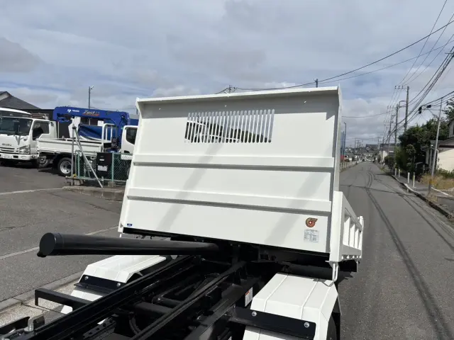 トヨタ ダイナ 2KG-XZU600D(2WD)の写真10