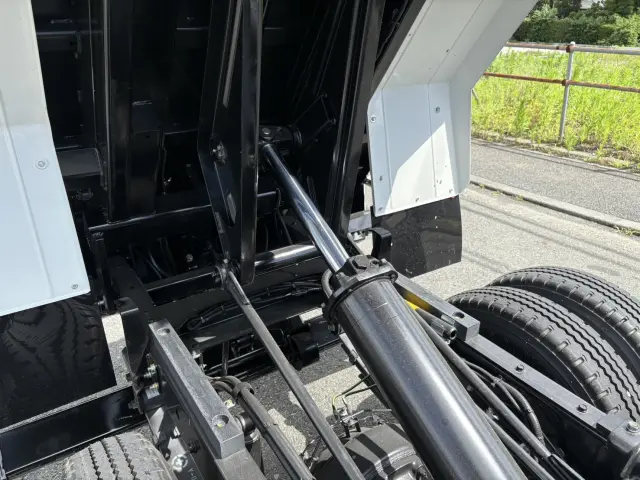 トヨタ ダイナ 2KG-XZU600D(2WD)の写真16