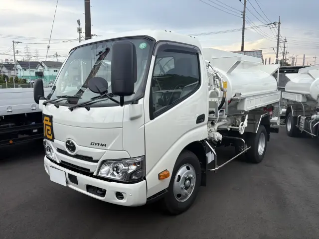 トヨタ ダイナ 2KG-XZU600H(2WD)の写真1