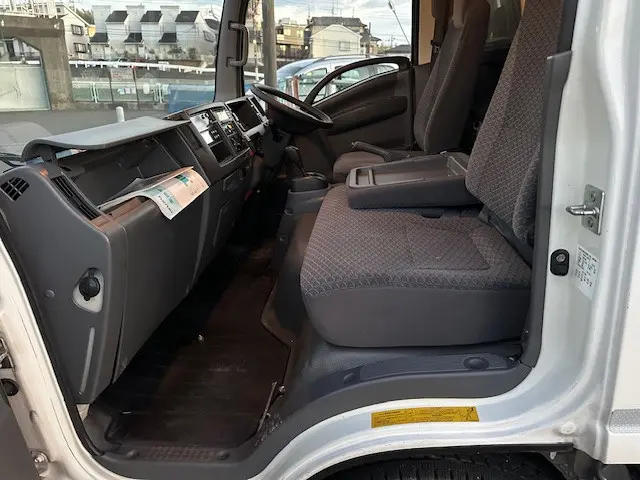 いすゞ エルフ TPR-NPR85AN(2WD)の写真21