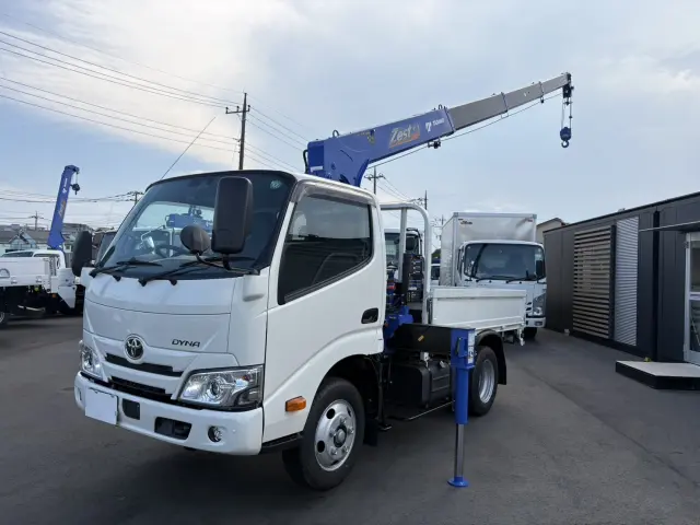 トヨタ ダイナ 2KG-XZU605(2WD)の写真1