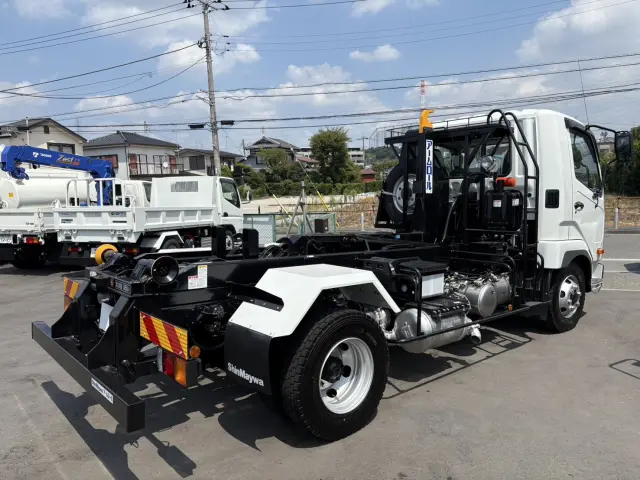 三菱 ファイター 2KG-FK72F(2WD)の写真3