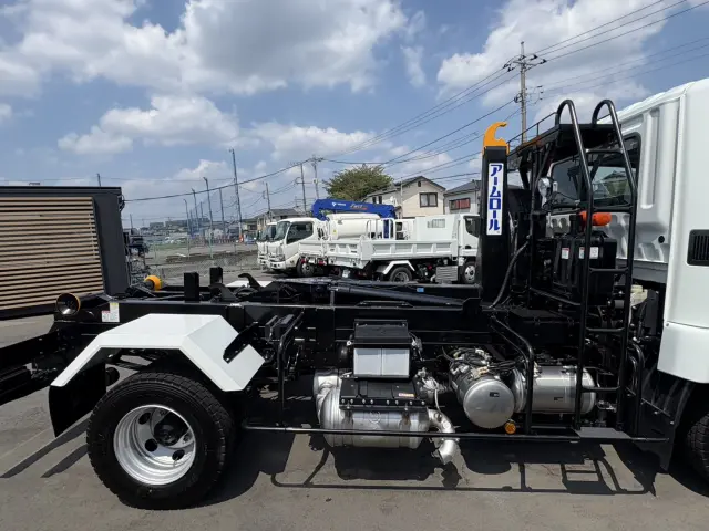 三菱 ファイター 2KG-FK72F(2WD)の写真6