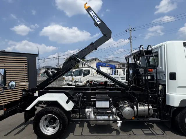 三菱 ファイター 2KG-FK72F(2WD)の写真9