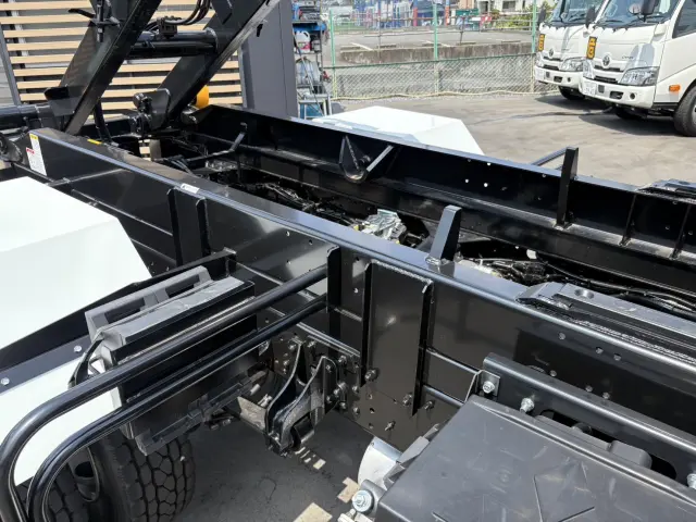 三菱 ファイター 2KG-FK72F(2WD)の写真11