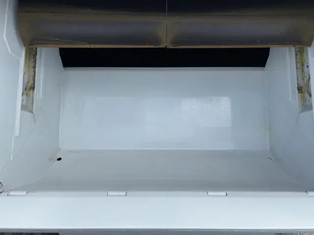 三菱 キャンター 2RG-FEAV0(2WD)の写真10